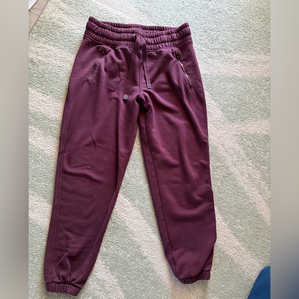 Athleta Women’s Maroon Jogger Sweatpants